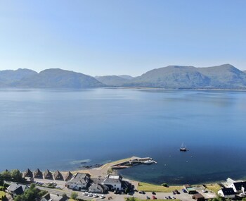 Holly Tree Hotel, Swimming Pool & Hot Tub,Ballachulish>>Appin,3 star