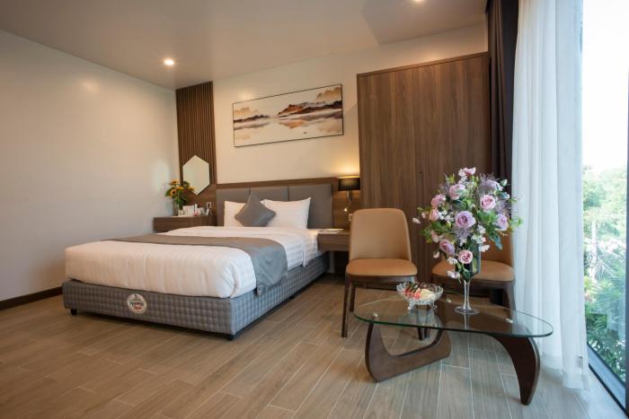 zen riverside hotel and residences