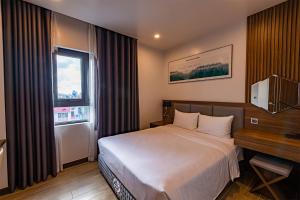 zen riverside hotel and residences