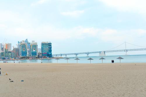 h avenue gwangalli beach
