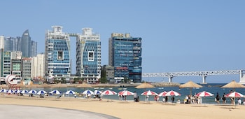 h avenue gwangalli beach