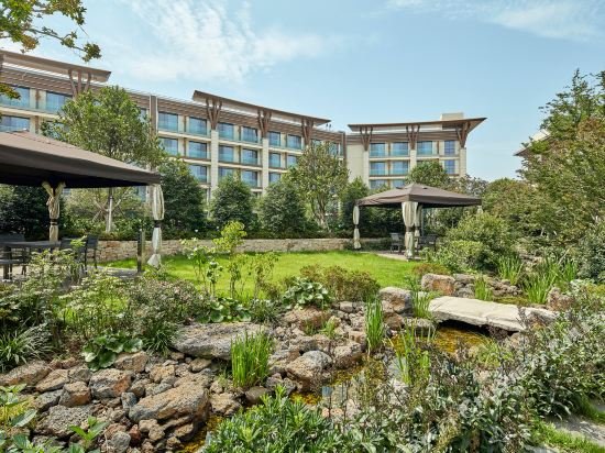 shinhwa jeju shinhwa world hotel and resorts