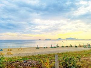 an bang white sand sea homestay