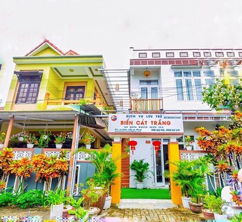 an bang white sand sea homestay