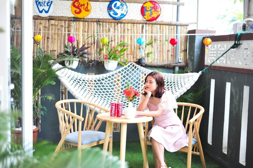 an bang white sand sea homestay