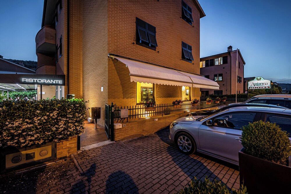 residence arianna