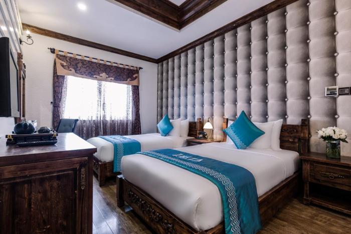 ibiza riverfront hotel