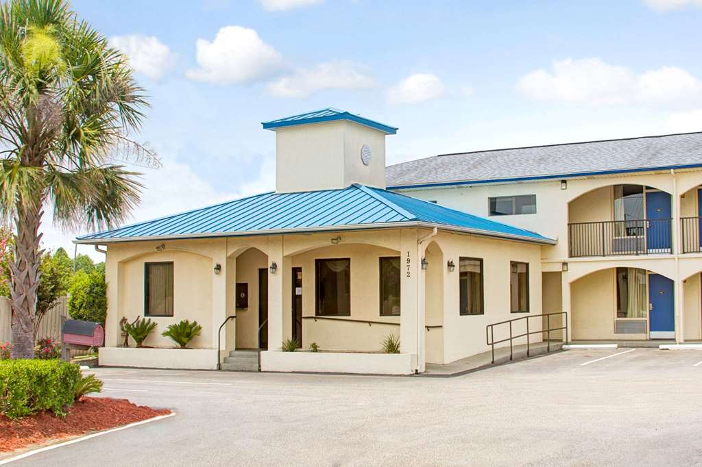 super 8 by wyndham walterboro