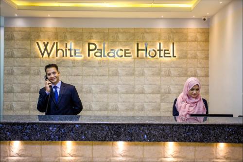 white palace hotel
