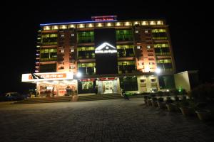 hotel ali plaza