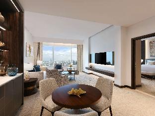 sofitel dubai the obelisk