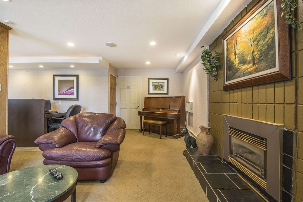 prestige riverside lodge