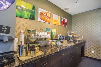 prestige riverside lodge