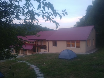 Casa Natura Healing Sound,In Tom?Ani,2.5 star