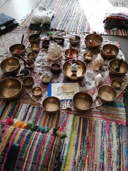 Casa Natura Healing Sound,In Tom?Ani,2.5 star