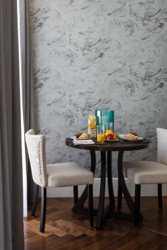 baker street apartments by viridian apartments