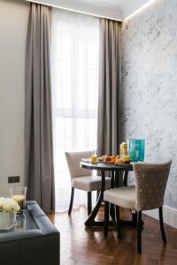 baker street apartments by viridian apartments