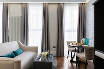 baker street apartments by viridian apartments