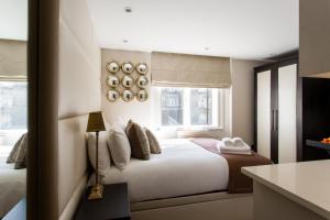 baker street apartments by viridian apartments