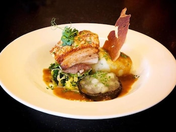 the oak inn staplow