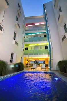 nu hotel