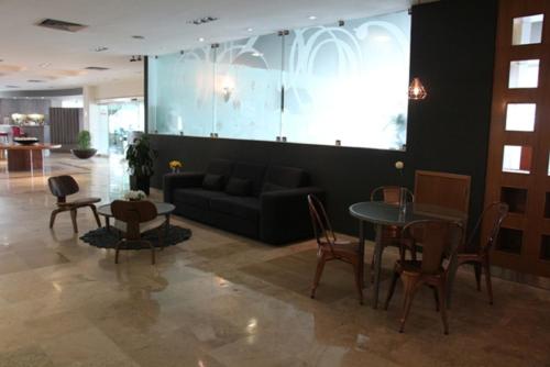 rivoli select hotel