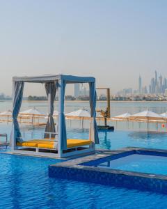 c central resort the palm