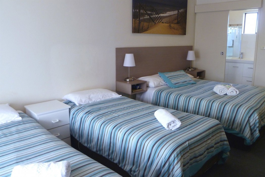 Robetown Motor Inn & Apartments,Limestone Coast>>Beachport,4 star
