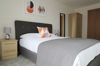 quay apartments clarence house