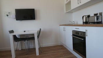 quay apartments clarence house