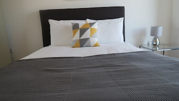 quay apartments clarence house