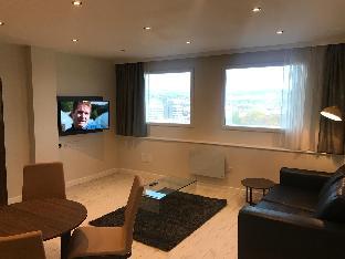 quay apartments clarence house