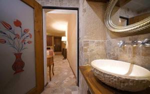 arte cave hotel