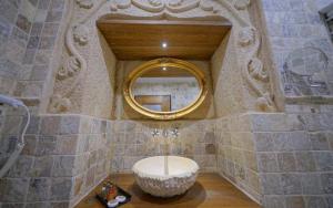 arte cave hotel