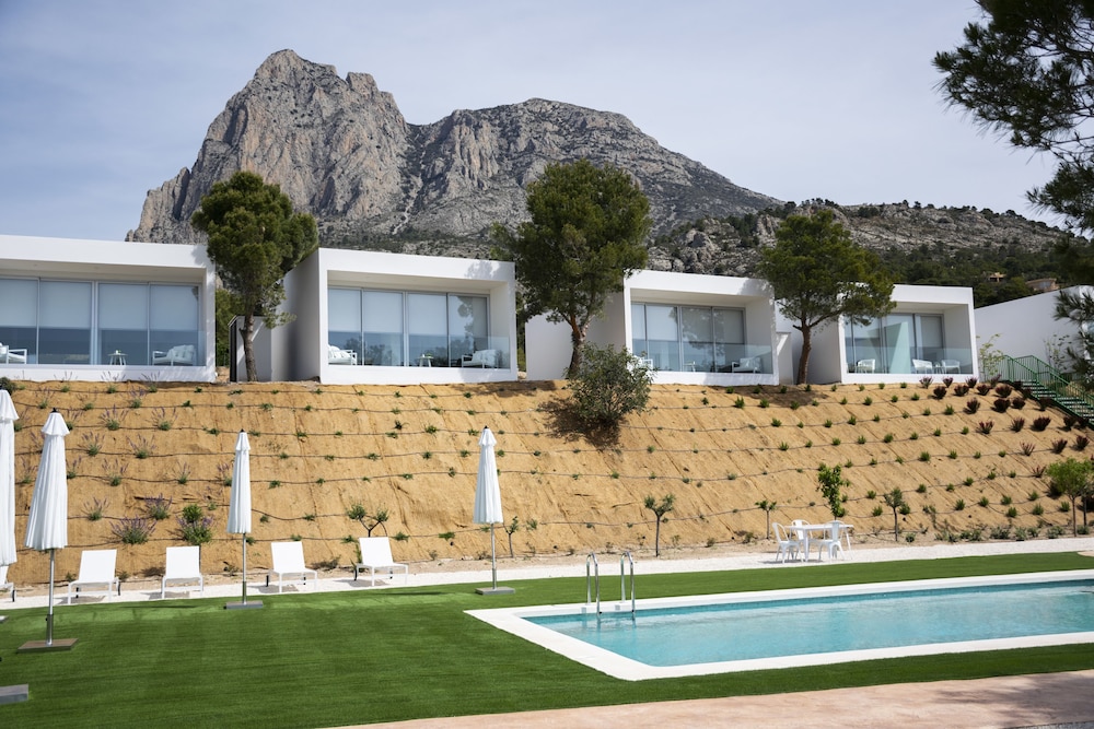 puig campana nature suites hotel and btt