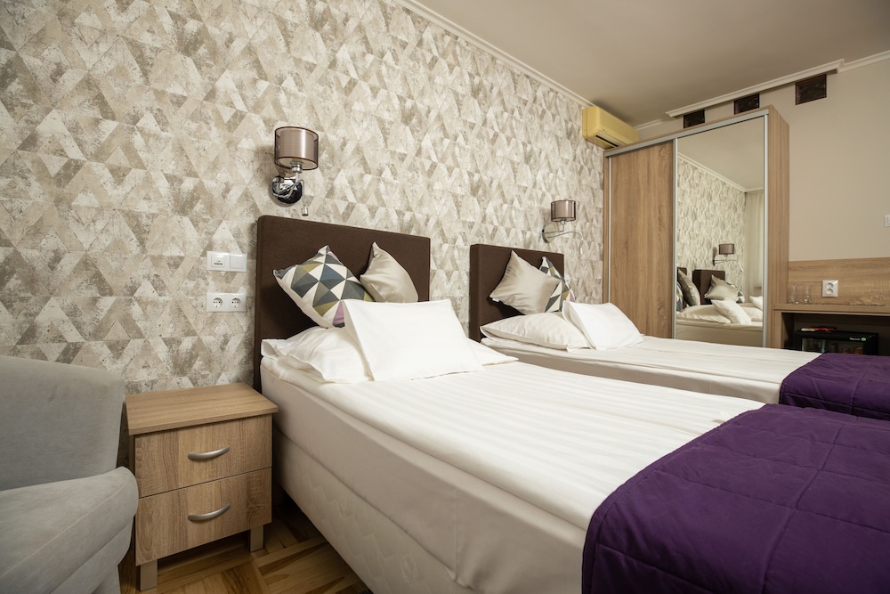 dom hotel