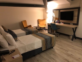 ramada encore by wyndham istanbul basin express