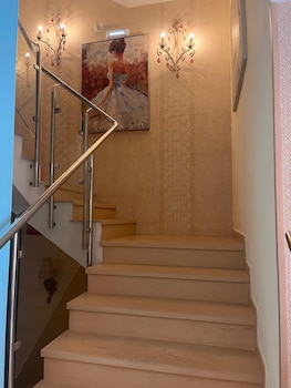 hostal flor de lis lojo