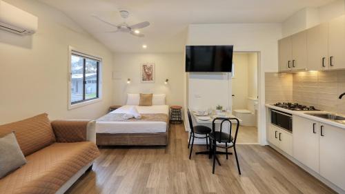 deniliquin riverside caravan park