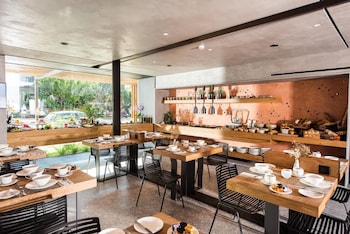 pilot amphora boutique hotel adults only