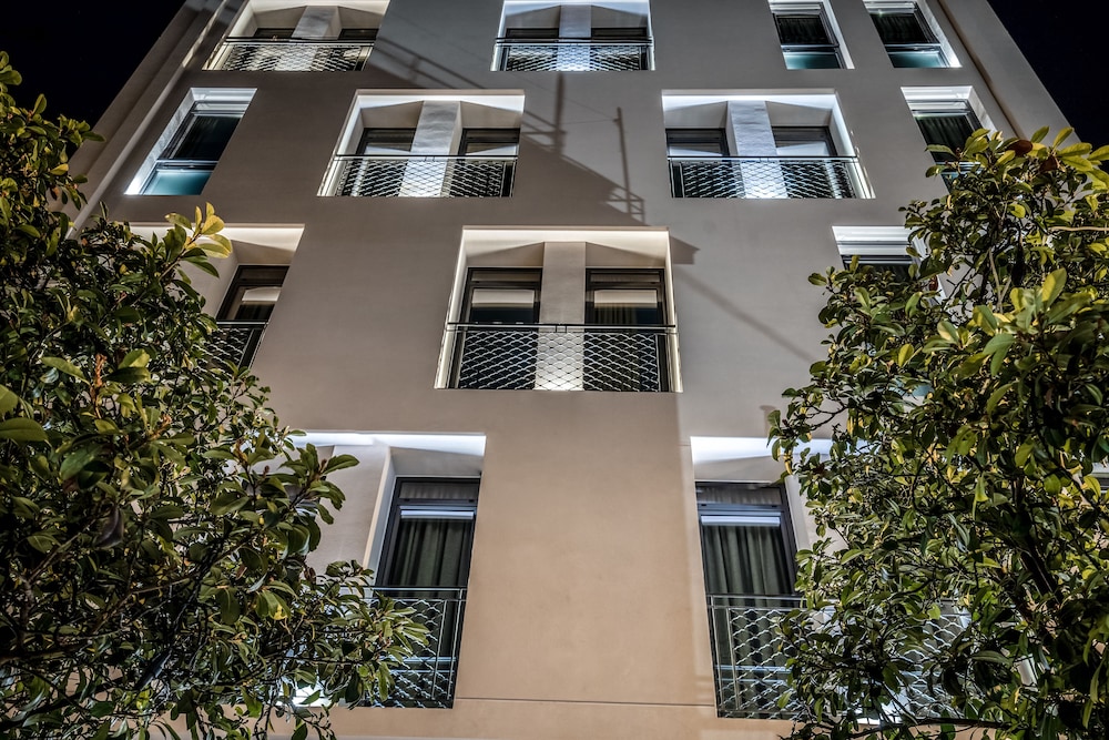 urban nest suites and apartments