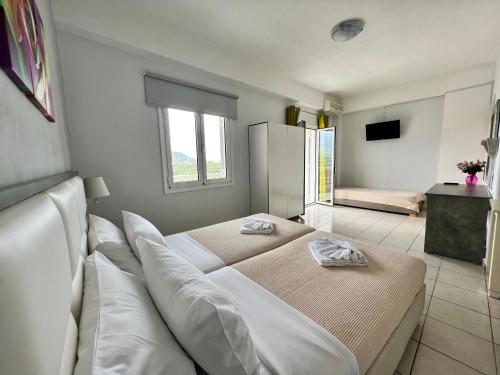 maria hotel sisi