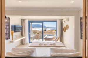pyrgos blue