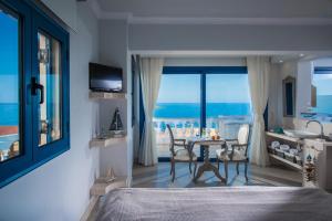 pyrgos blue