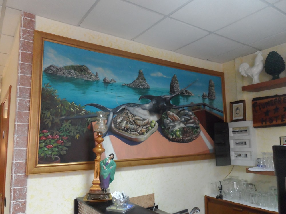 fiumefreddo hotel