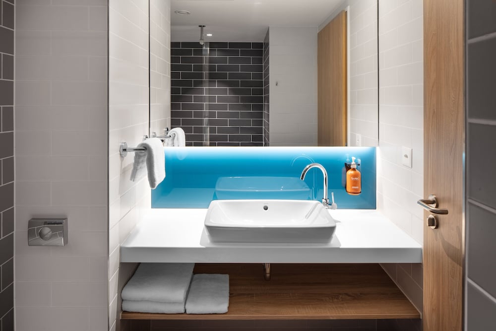 holiday inn express aarburg oftringen an ihg hotel