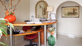 Le Blue Guesthouse,Eastern Cape>>Bluewater Bay,3 star