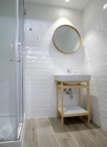 nqn aparts and suites madrid