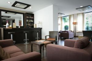 hotel touring