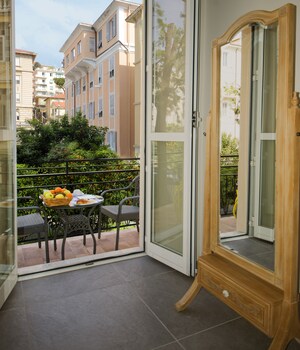 hotel alexander and spa